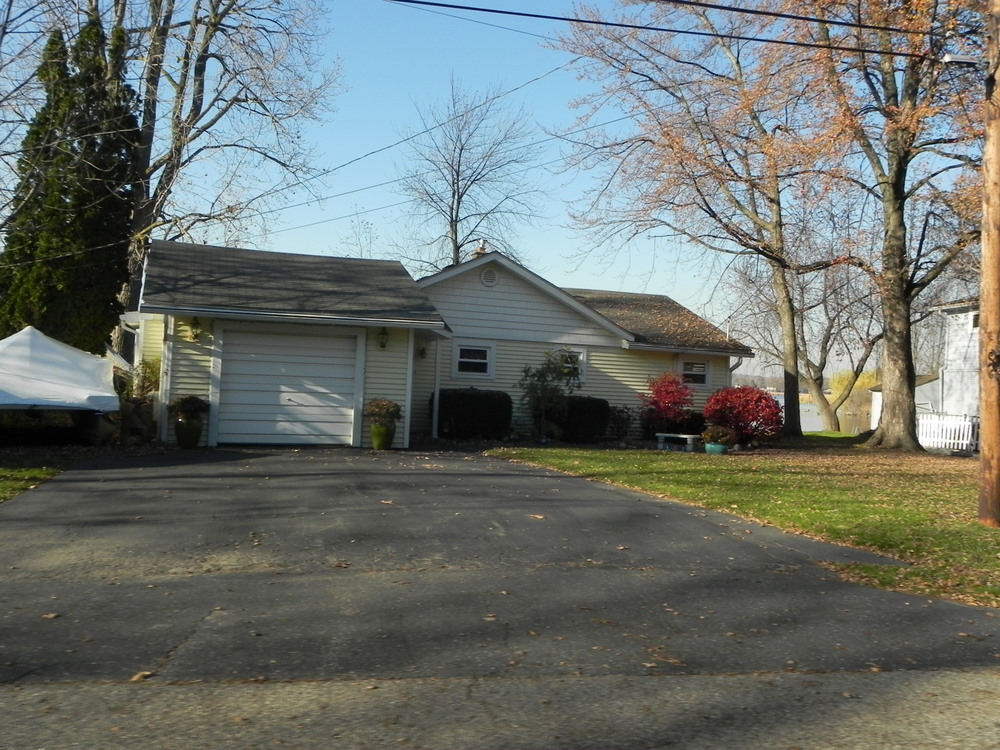 Otter Lake Waterford Michigan